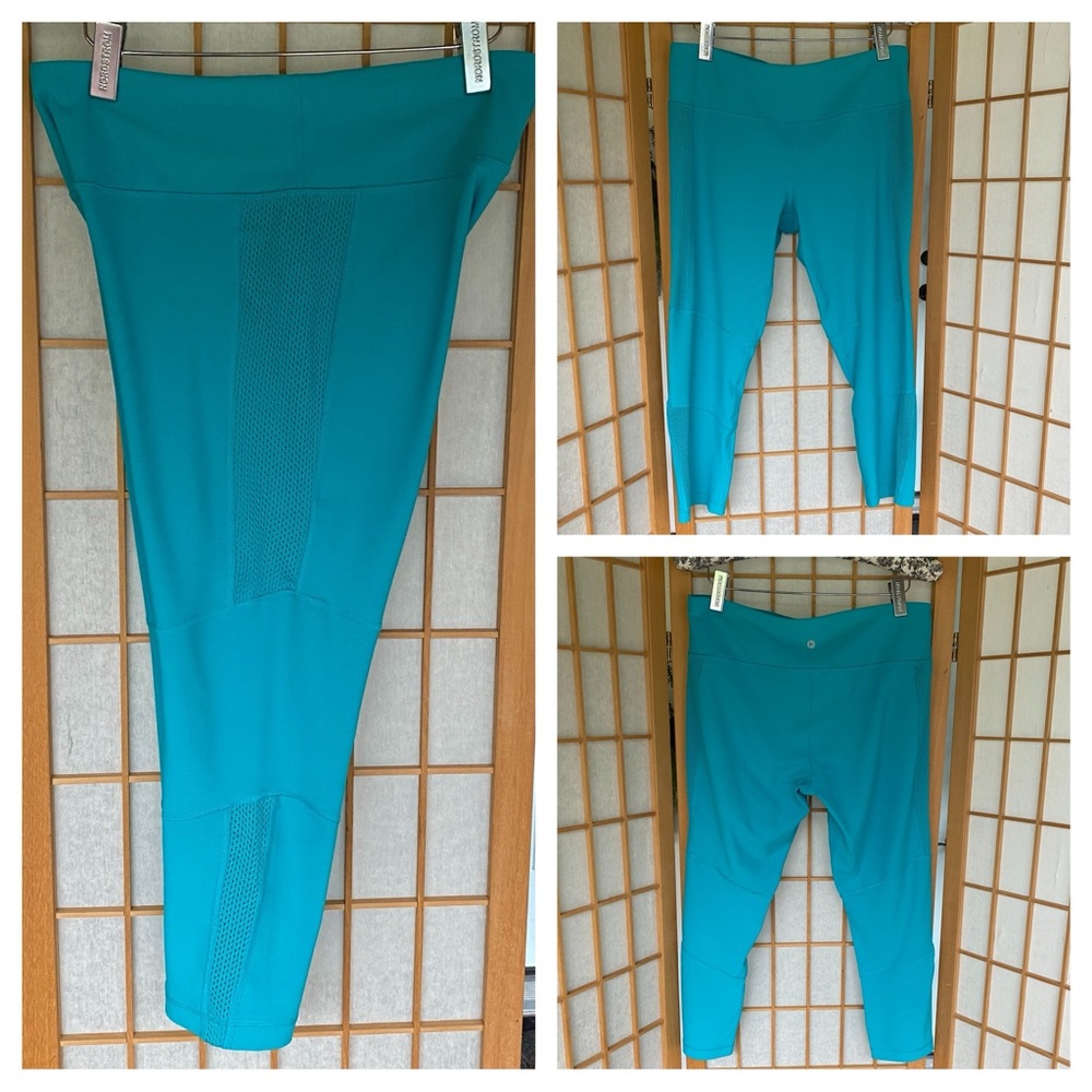 90 Degree by Reflex Athletic Capri Leggings With Mesh Inserts SZ L